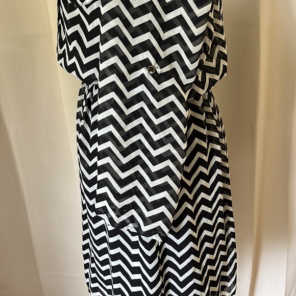 ❤️3/$15❤️ Lined Mini Dress - Picture 12 of 16